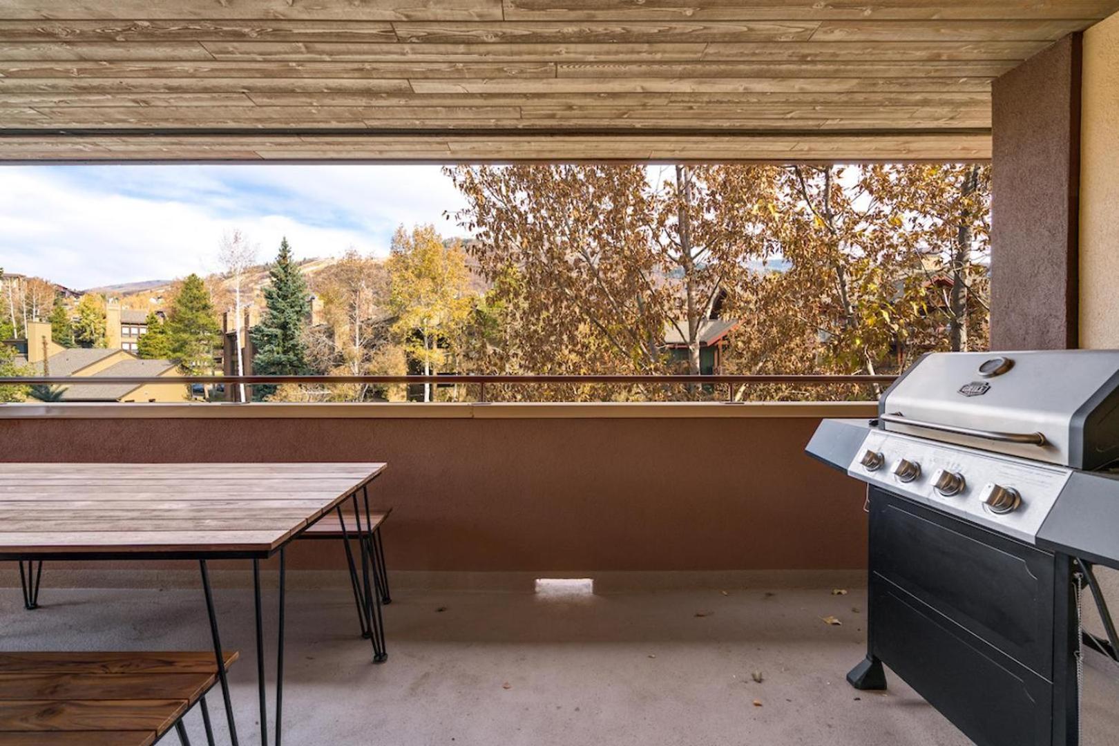#1012 - Walk To Ski, Newly Remodeled Mountain View Condo With Pool スティームボートスプリングス エクステリア 写真